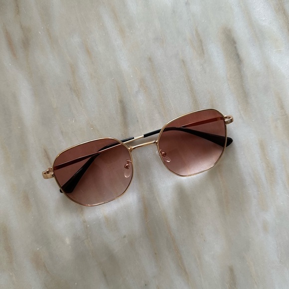 Pink Sunglasses - Picture 1 of 4